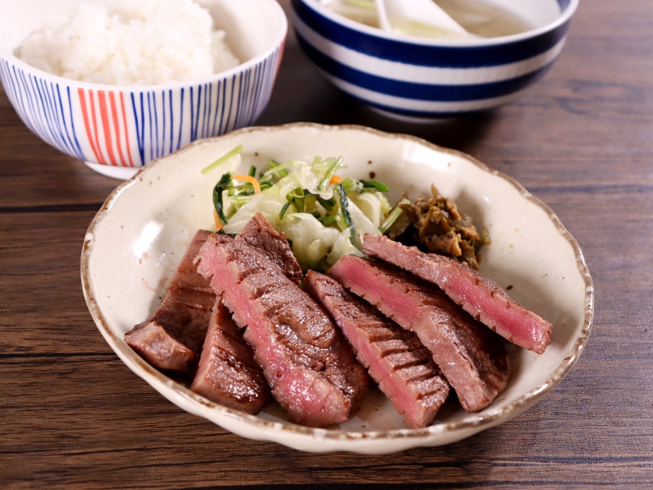 厚切り牛タン(10mm) 500g 【冷凍】 | 業務用食材・飲食店 厚切り牛タン(10mm) 500g 【冷凍】 | 業務用食材・飲食店