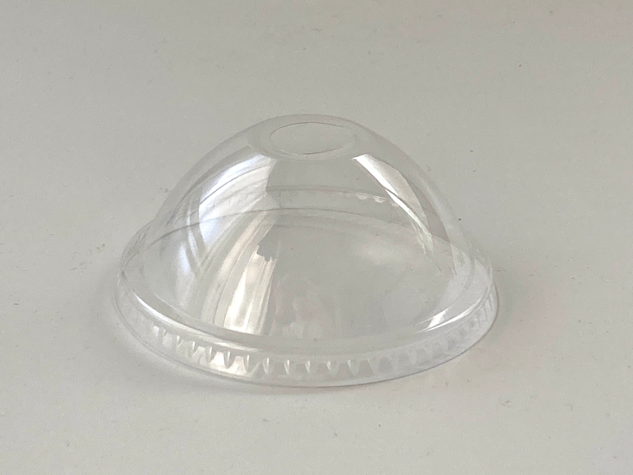 「透明カップ」用のドーム型フタ