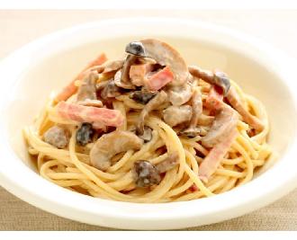 3種チーズと粗挽きこしょう香る大容量パスタソース 「たっぷり