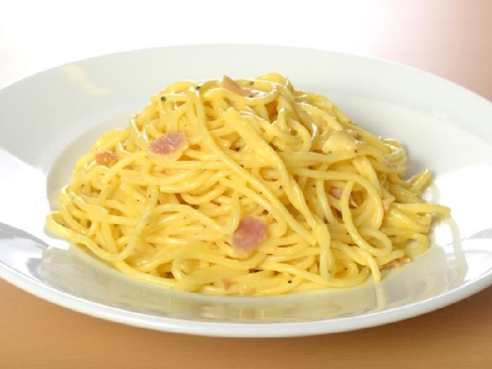 スパゲティ・カルボナーラ〈オリベート〉 1食