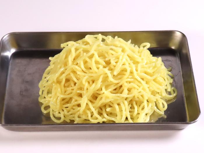蒸し中華麺 3玉