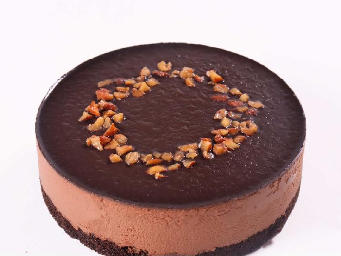小さなホールケーキ（ベルギー産チョコムース） 1個