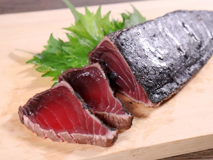 一本釣り 藁焼かつおたたき〈明神水産〉 3kg