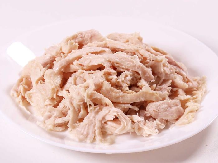 蒸し鶏ほぐし身（手ほぐし） 500g