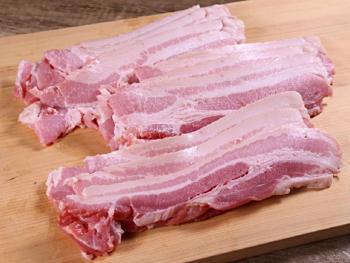 お肉屋の本格厚切りベーコンスライス（5mm） 10枚