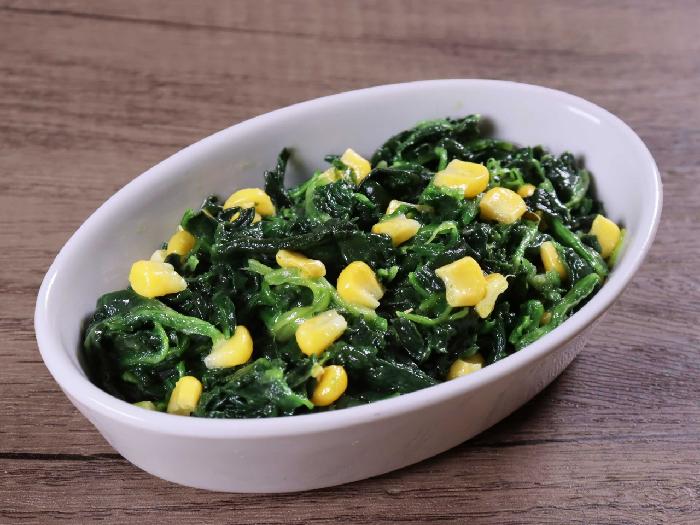 ほうれん草とコーンのバター炒め 500g
