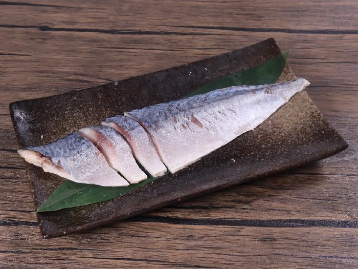 しめさば（鹿児島産原料/約80～100g） 8枚