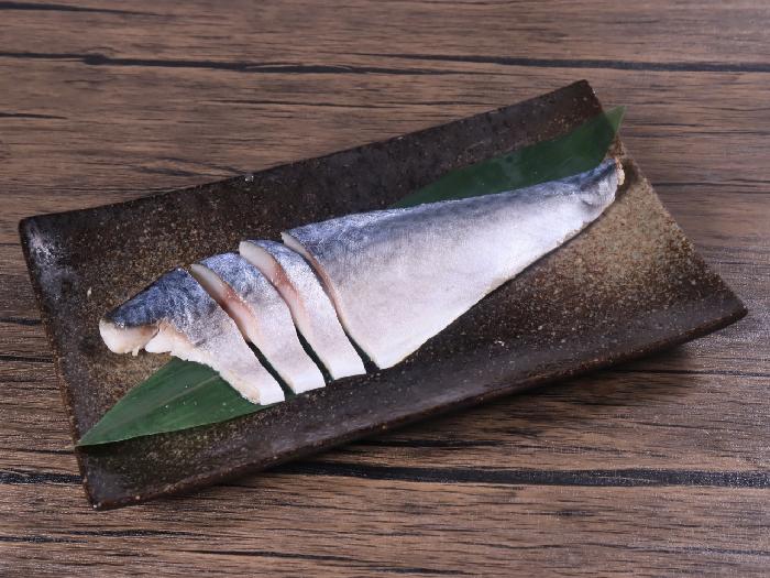 しめさば（鹿児島産原料/約60～80g） 8枚