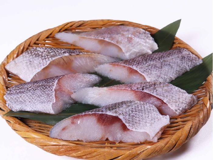 骨取り切身 真だら（30g） 50切