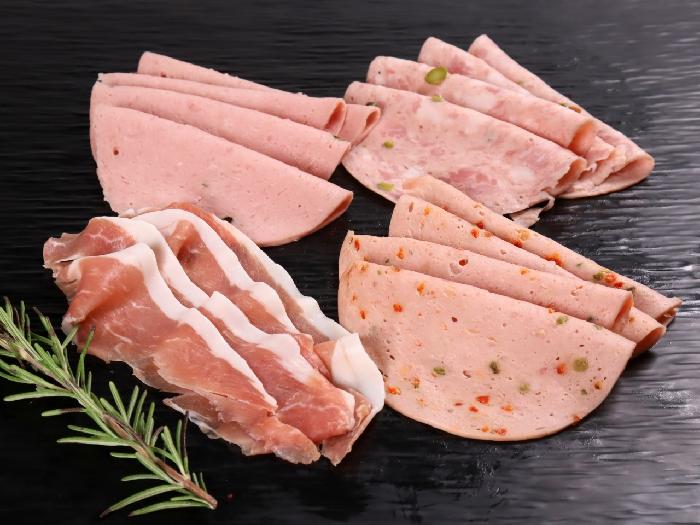 国産生ハム・スライスソーセージ４種盛り合わせ 138g