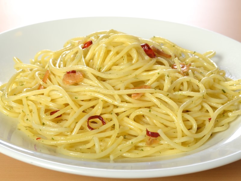スパゲティ・ペペロンチーノ〈オリベート〉 1食