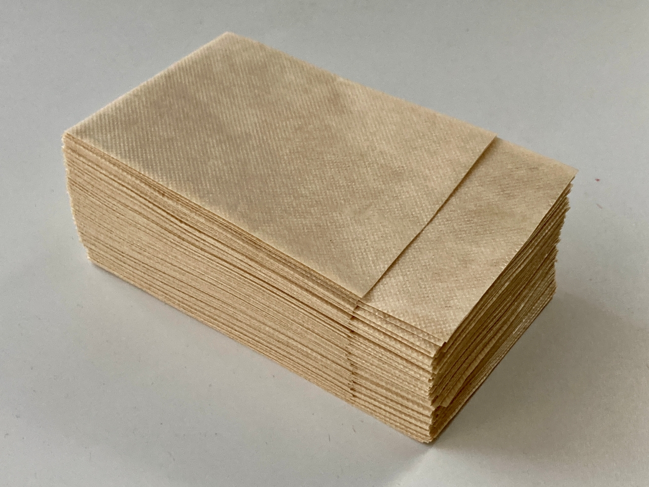 未晒紙ナプキン/ストレート型（6つ折り） 100枚