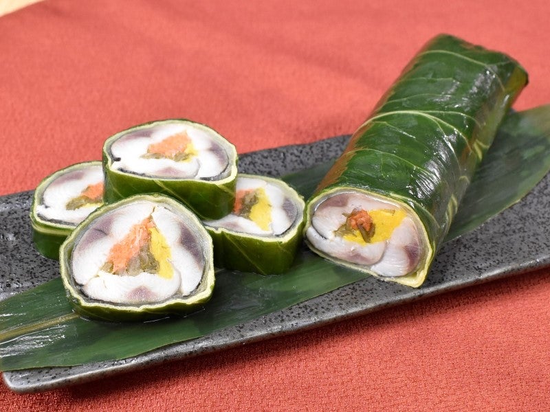 国産さんまの広島菜巻き 4本