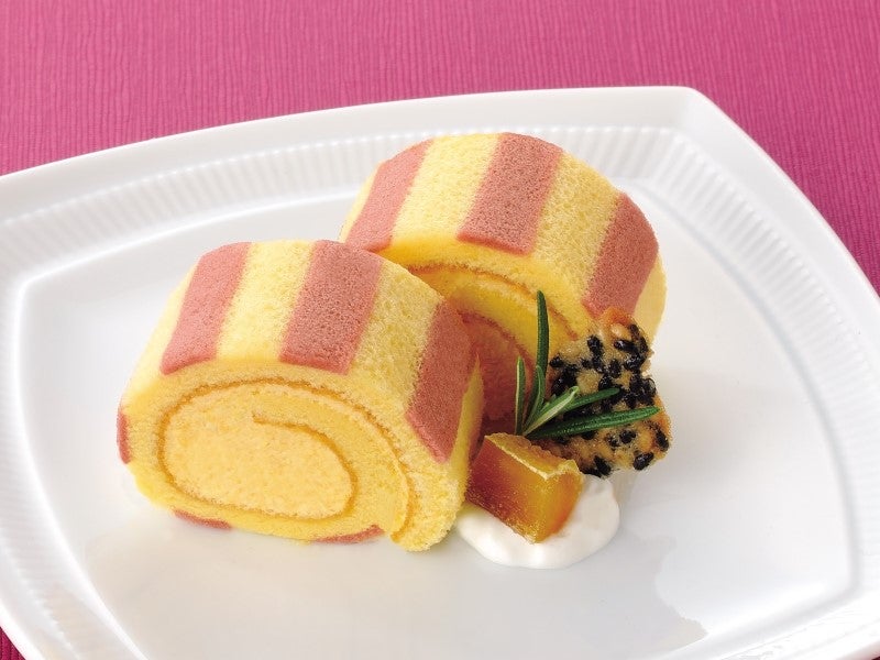 フリーカットロールケーキ（安納芋） 盛り付け例