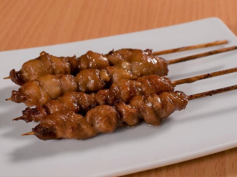 ぐるぐる鶏皮巻き串（焼成下味済） 10本