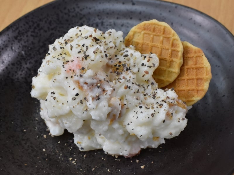 ポテトサラダに砕いて入れて