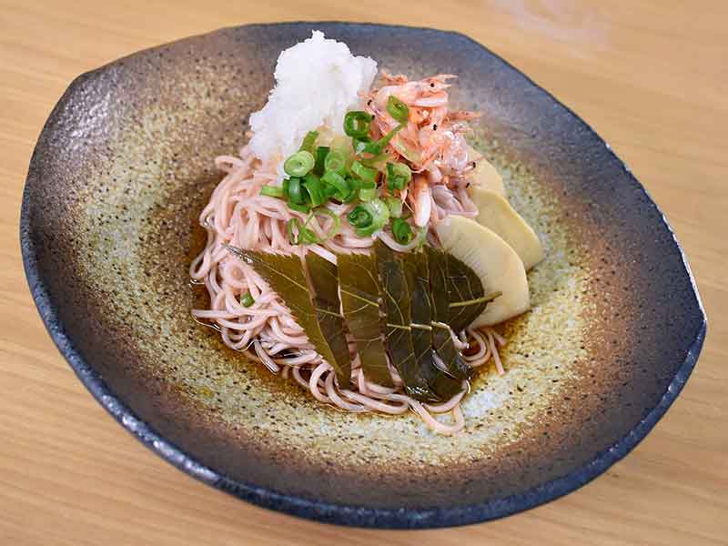 桜薫る、釜揚げ桜エビおろし蕎麦