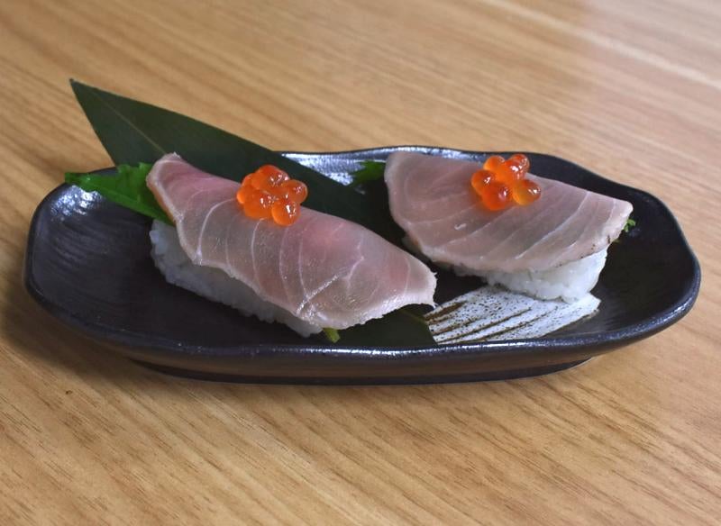 気仙沼産かじきスモーク生ハム寿司