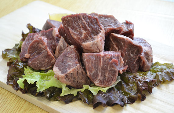 牛サガリのサイコロステーキ（加工食肉） 500g