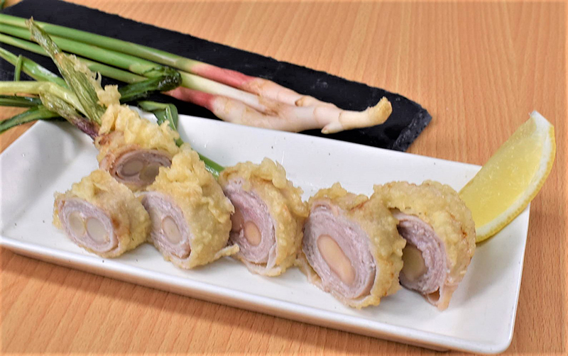 葉しょうがのさっぱり感と、豚肉の脂のバランスが絶品の天ぷらです。