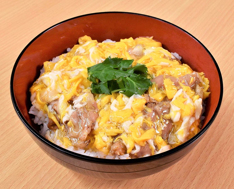 炭火薫る鶏ハラミの親子丼