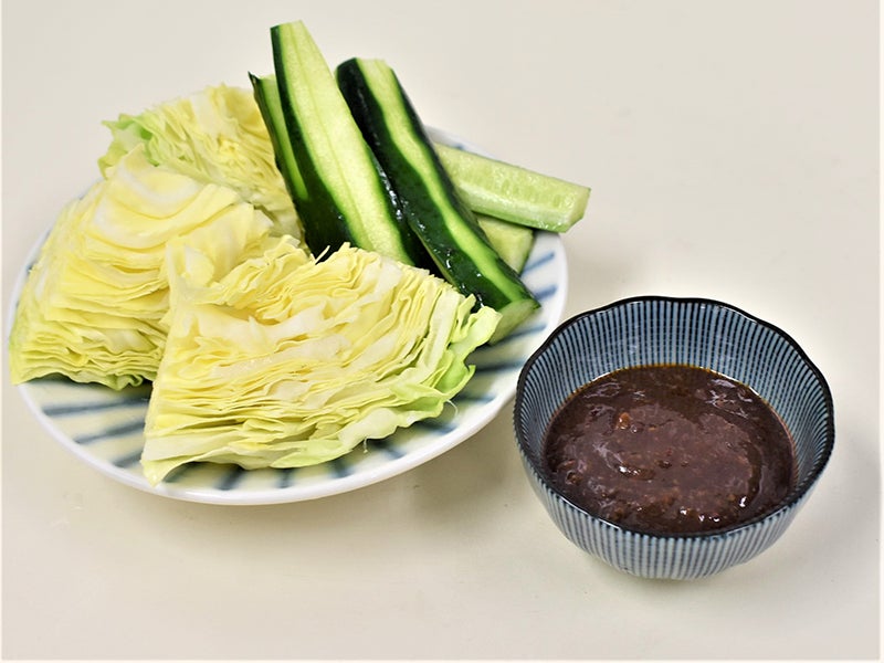 坦々大豆ミートディップの野菜盛り