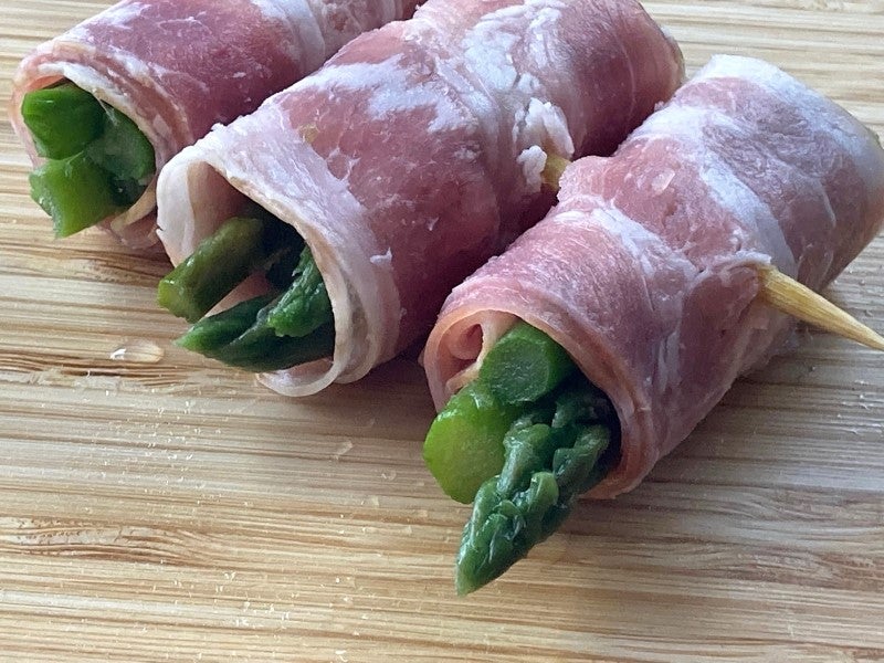 アスパラベーコン串（60g）アップ