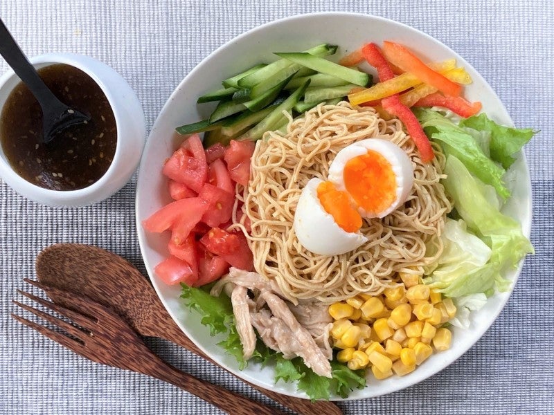 豆腐干のラーメンサラダ風